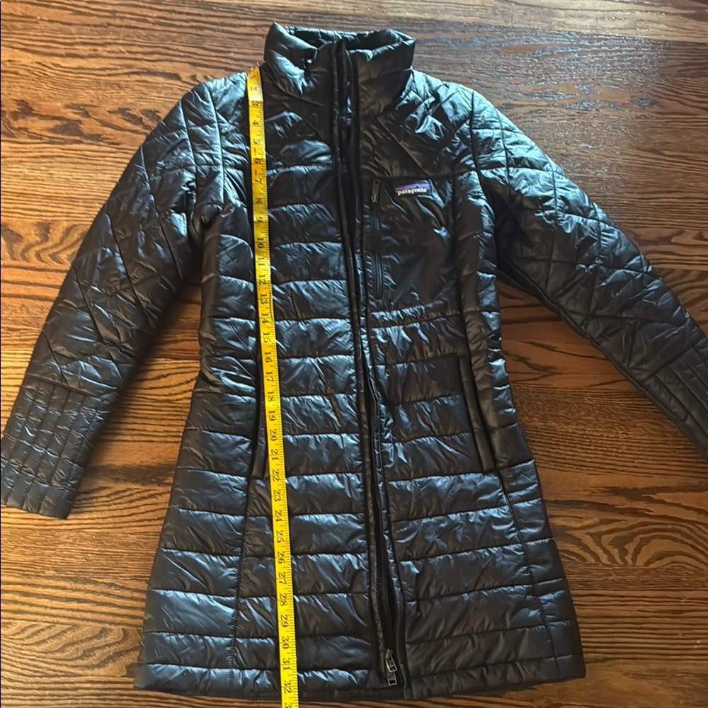 Patagonia Black Radalie Quilted Parka Coat - Picture 10 of 10